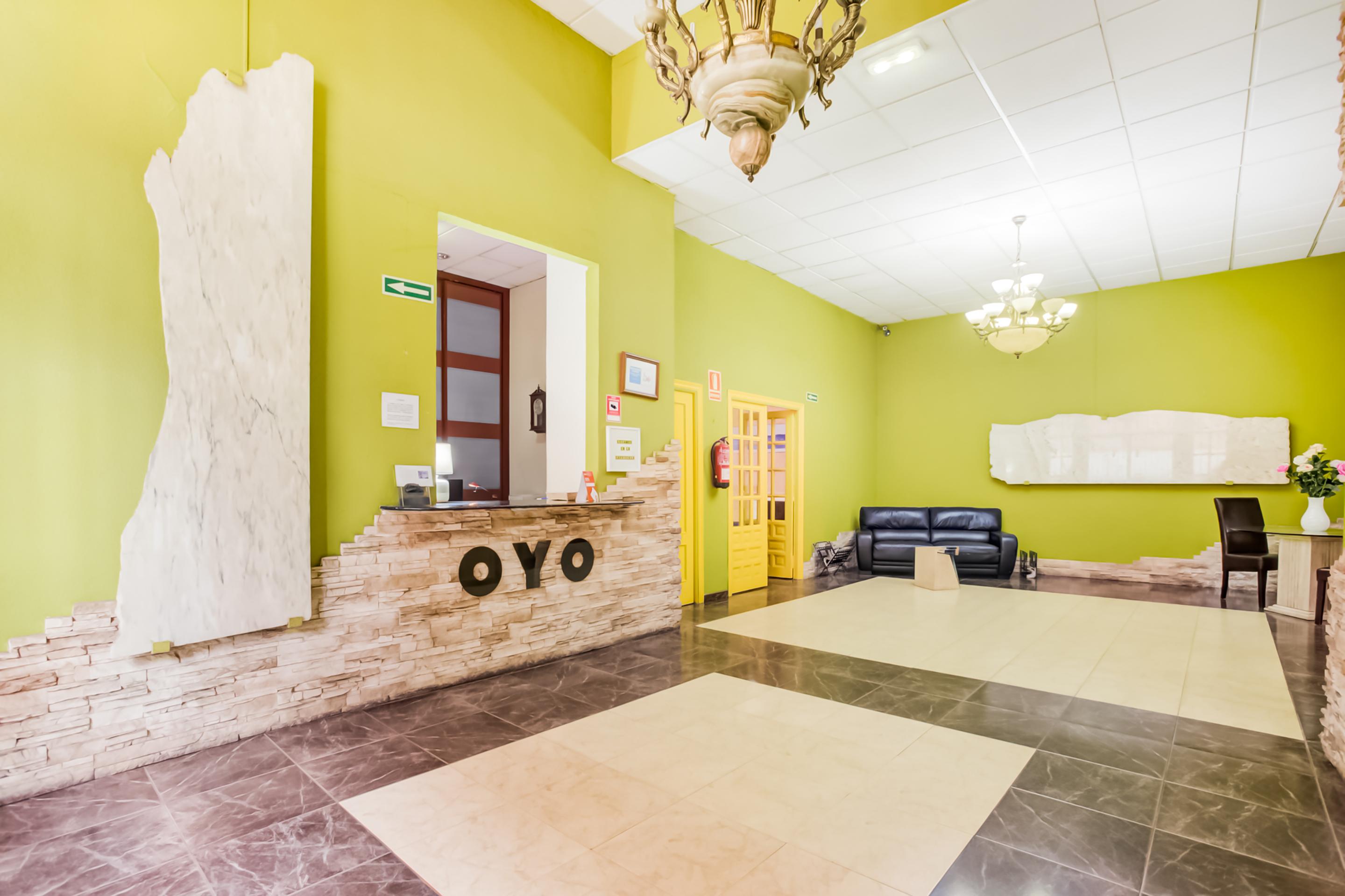 Oyo Hotel Parque Empresarial Aviles Exterior photo